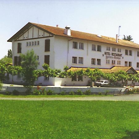 Hotel Pyrenees Atlantique サン・ペ・シュル・ニヴェル エクステリア 写真