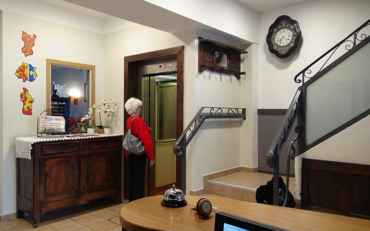 Hotel Pyrenees Atlantique サン・ペ・シュル・ニヴェル エクステリア 写真
