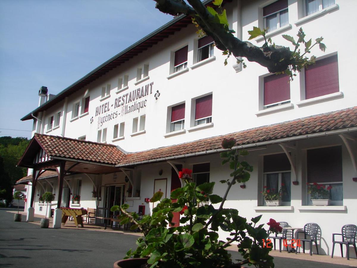 Hotel Pyrenees Atlantique サン・ペ・シュル・ニヴェル エクステリア 写真