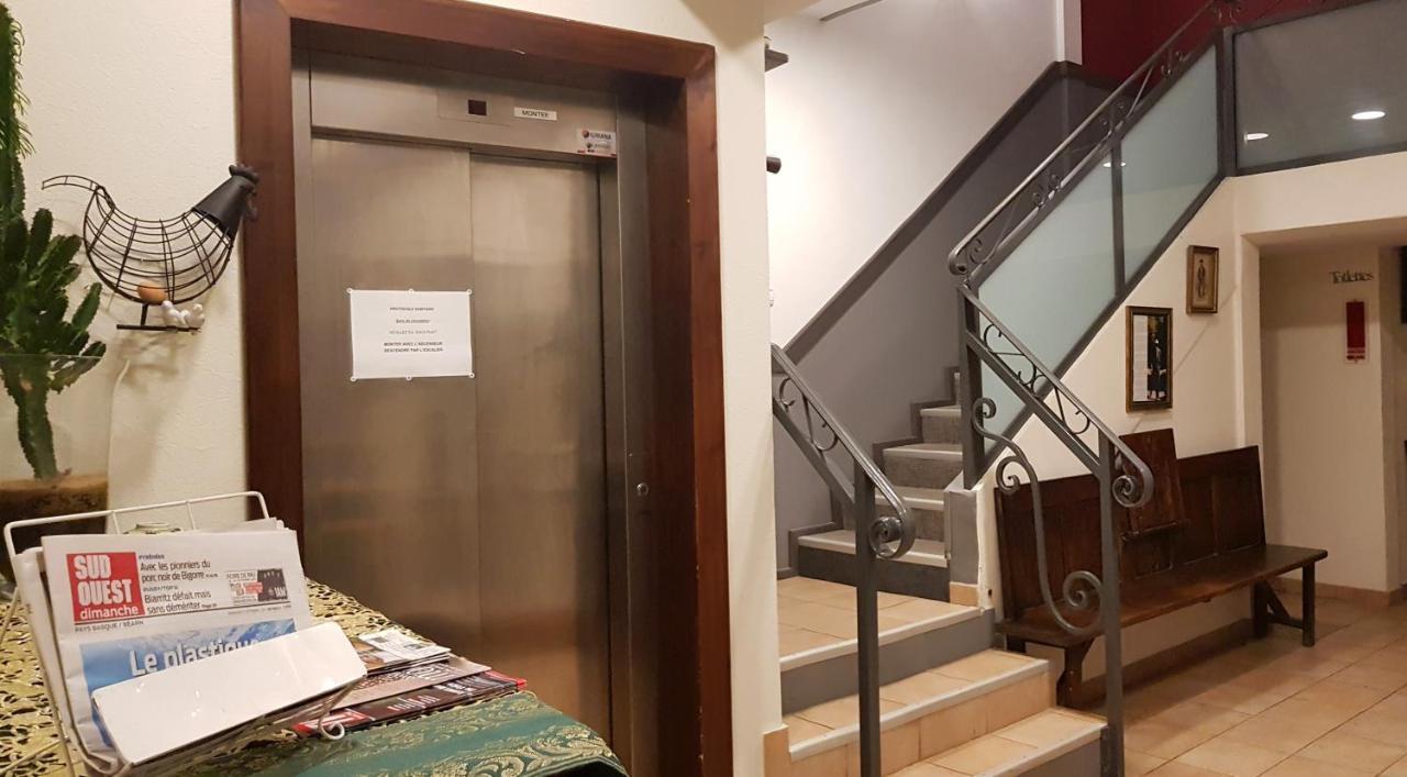 Hotel Pyrenees Atlantique サン・ペ・シュル・ニヴェル エクステリア 写真