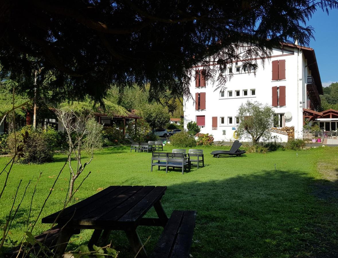 Hotel Pyrenees Atlantique サン・ペ・シュル・ニヴェル エクステリア 写真